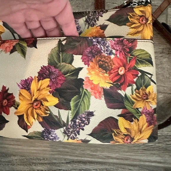 Dana Buchman Floral Purse - Picture 4 of 11